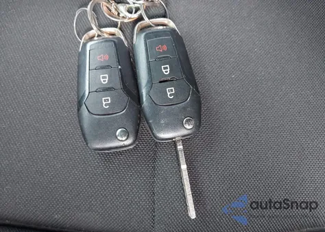 2022 Ford F-150 Xl из США, поврежденный, VIN 1FTFW1E52NKD42015